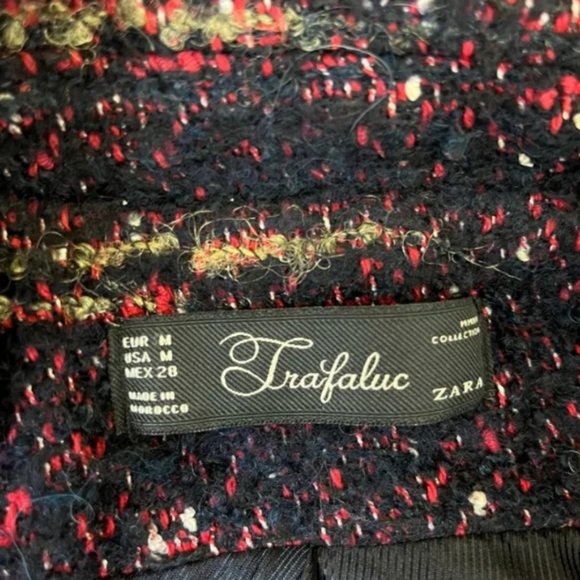 ZARA Burgundy Wool Tweed Boucle Asymmetric Zip Studded Moto Blazer Jacket. SZ M - Picture 6 of 6